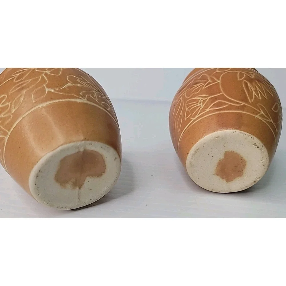 2 Handmade Small Studio Art Pottery‎ Vases Abstract Floral Design 3 1/4
